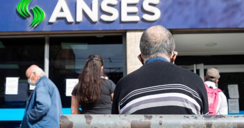 Anses oficializa aumento de 17,04% de marzo y calendario de pagos para jubilados