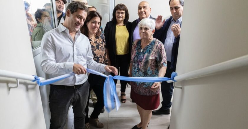 Inauguraron la segunda etapa del Centro de Jubilados Barrio Roca en Comodoro Rivadavia