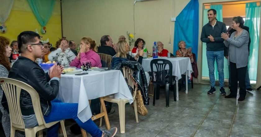 El Centro de Jubilados “Siempre Primavera” de Junín cumplió sus 25 años de vida  