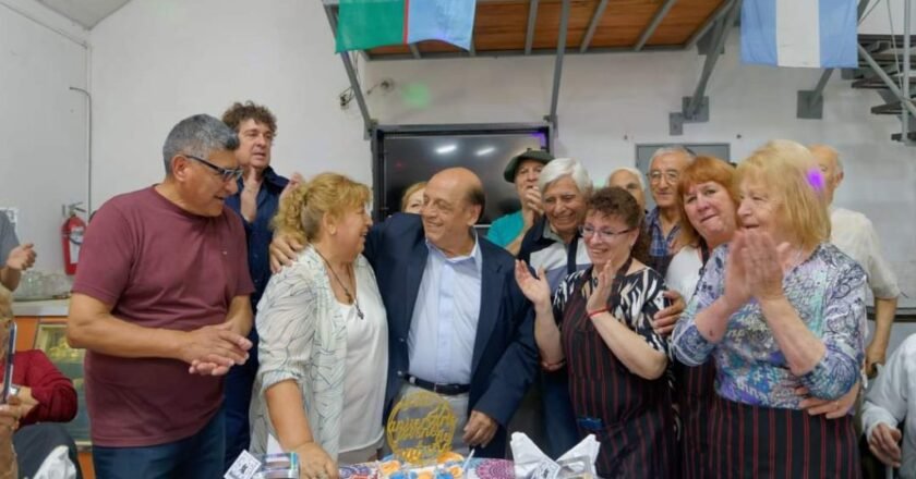 Los festejos del 27 aniversario del Centro de Jubilados “Jóvenes de Antaño” de Berazategui