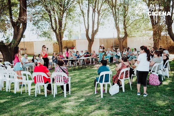 Córdoba: Comenzó la colonia de vacaciones para adultos mayores de la  Municipalidad de Alcira Gigena