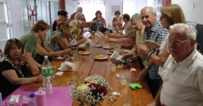 Vuelven las mateadas al Centro de Jubilados Nuestra Amistad de Lomas de Zamora