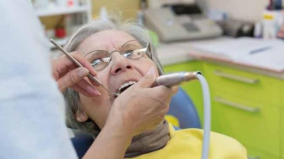 PAMI lanza un nuevo programa para que sus afiliados puedan realizarse tratamientos odontológicos gratis 
