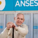 En febrero los jubilados y pensionados de ANSES tendrán un aumento del 2,7%: cuáles son las fechas de cobro