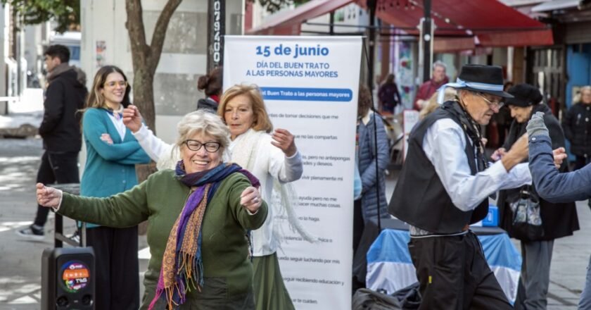 Rosario conmemora en junio, el mes del buen trato a las personas mayores, con múltiples actividades
