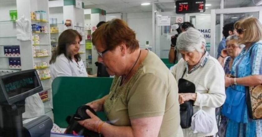 Nuevo recorte en el PAMI: estos son los 44 medicamentos que perderán la cobertura al 100%