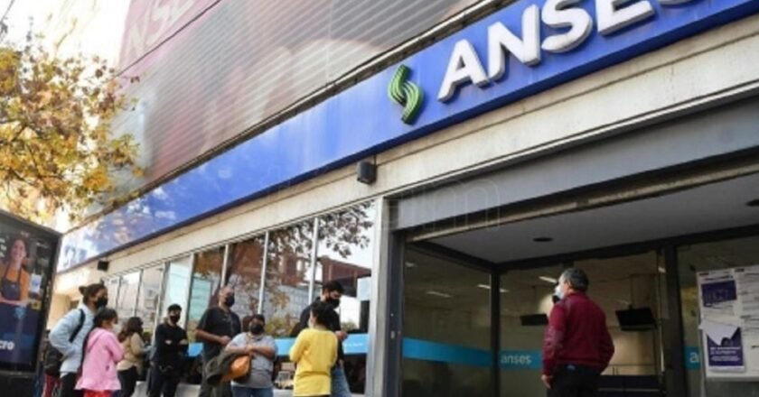 ANSES confirmó que el bono de $70.000 para jubilados se mantendrá sin aumentos durante 2025