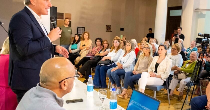 Córdoba: Presentaron “Plenitud y Movimiento” un programa integral para los Adultos Mayores de Río Cuarto