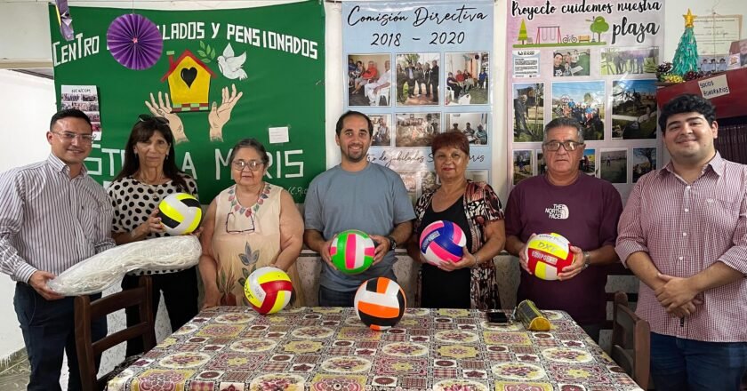 La municipalidad de Concordia entregó elementos deportivos al Centro de Jubilados y Pensionados “Stella Maris”