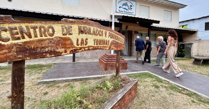 El intendente De Jesús se reunió con  integrantes del Centro de Jubilados de Las Toninas