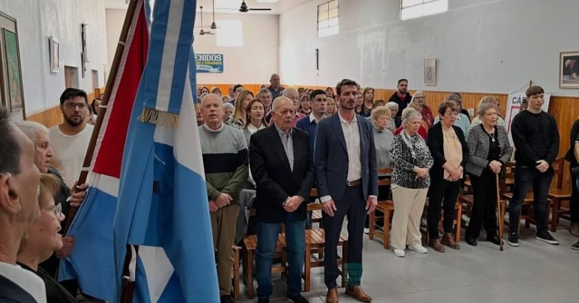 El Centro de Jubilados y Pensionados de San Vicente celebró sus 50 años de vida institucional