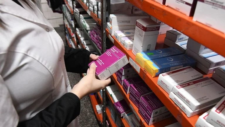 Los jubilados del Banco Nación tendrán descuentos en farmacias todos los lunes de abril con tarjetas seleccionadas y MODO BNA+