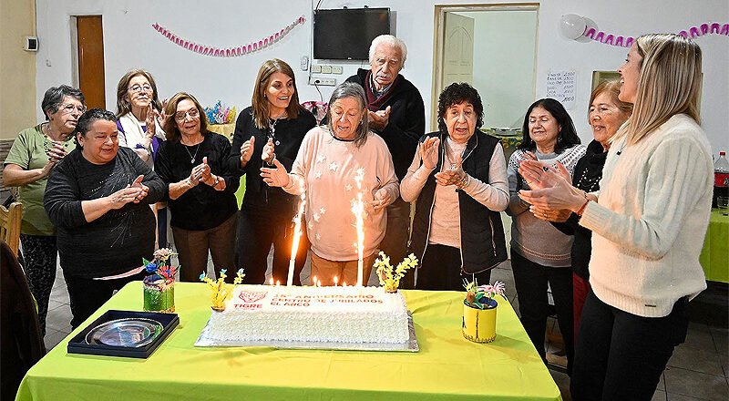 Festejos por el 35 aniversario del Centro de Jubilados “El Arco” de Benavídez