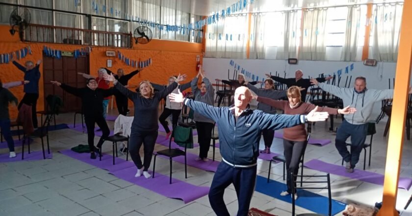 Continúan los talleres gratuitos para adultos mayores, en distintos barrios de Gualeguaychú