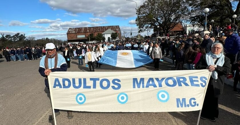 Adultos mayores serán protagonistas del desfile del 9 de Julio en Gualeguaychú
