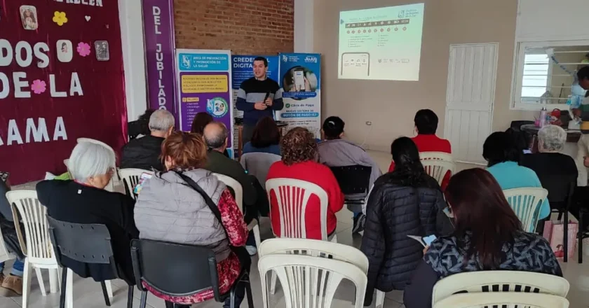 El Instituto de Seguros de Jujuy (ISJ) lanzó en San Pedro, el Taller gratuito “Yo Me Conecto”