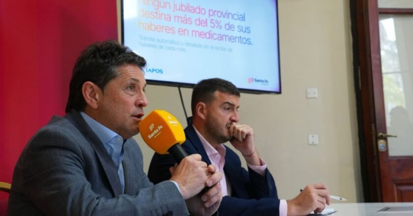 Santa Fe: más de 6.300 jubilados provinciales ya fueron compensados para que no destinen más del 5 % de sus haberes a medicamentos