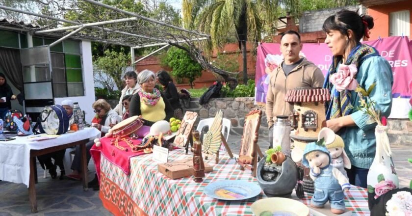 La Muni Tu Lugar llegó al barrio Huaico con actividades para adultos mayores de Jujuy