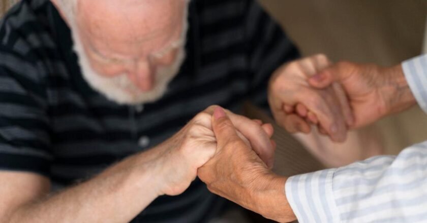 PAMI cubre el cuidado domiciliario de adultos mayores que no van al geriátrico