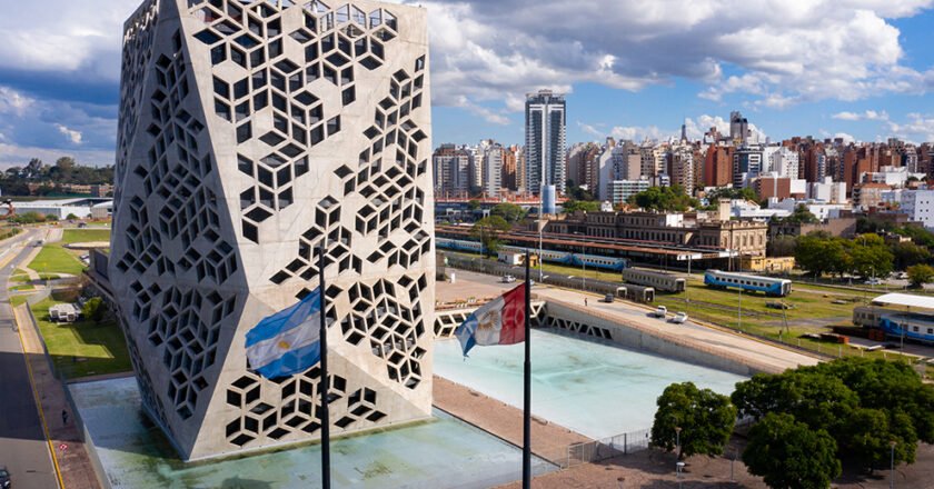 El gobierno de Córdoba pagó este viernes 31/10 a los jubilados provinciales