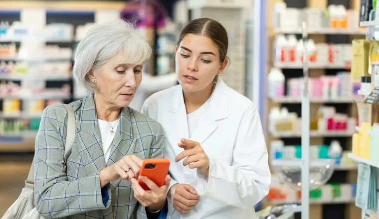 En octubre, los jubilados que cobran en el Banco Nación podrán acceder a importantes reintegros en supermercados y farmacias