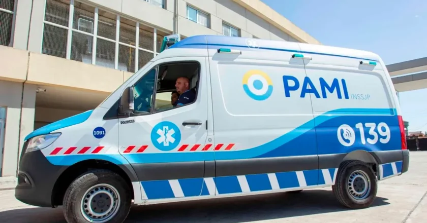 PAMI amplió el sistema de traslados programados en ambulancia para asistir a turnos médicos. Es gratuito