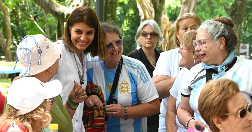 El Municipio de Tigre organizó una jornada recreativa para adultos mayores