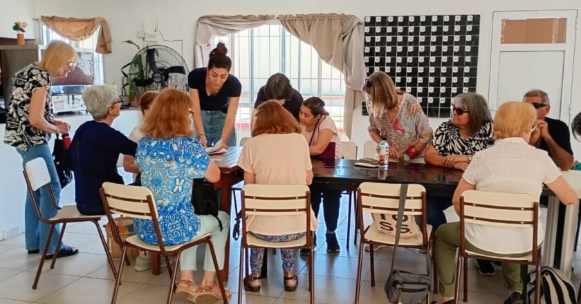 Los adultos mayores de Concordia cierran el año con un encuentros de Juegos Alternativos