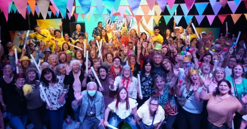 Costa Grande 2025: el Municipio de Zárate lanzó una nueva edición con más de 300 adultos mayores