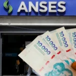 ANSES paga este viernes 13 haberes mínimos con DNI terminado en 4. El monto base llega a $429.254,35.
