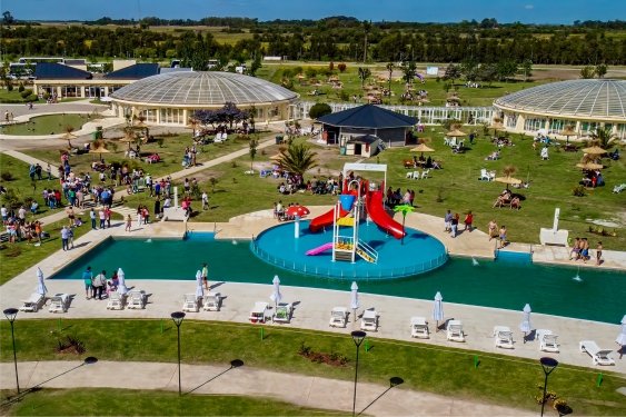 Afiliados del IPS bonaerense con 30 % de descuento en termas de Dolores