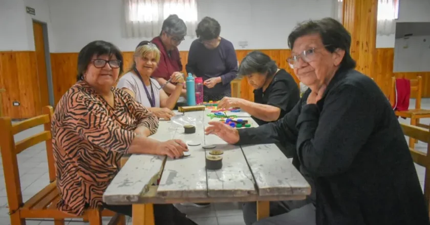 “Activa tu mente y tu cuerpo”: el proyecto para adultos mayores ,que se dicta en el Centro de Jubilados de Viedma