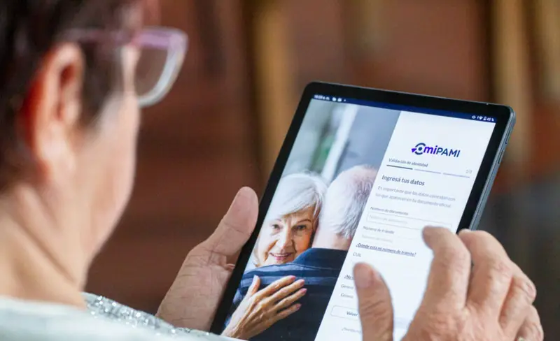 PAMI advierte a jubilados: ¿cómo evitar pagos indebidos por consultas y recetas?