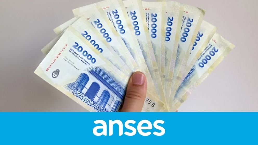 ANSES le paga a los jubilados un bono variable de entre $10.000 y $60.000