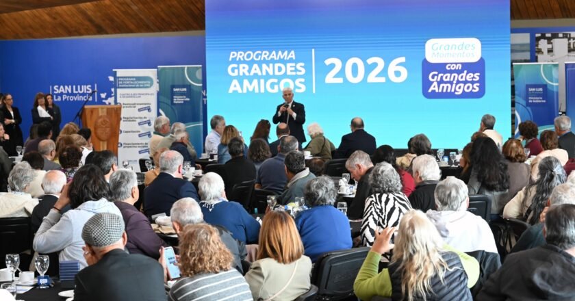 El Gobernador Poggi desayunó con dirigentes de centros de jubilados de toda la provincia de San Luis