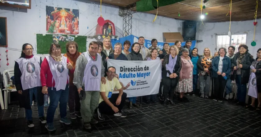 Tucumán: adultos mayores de centros de jubilados de la capital acceden a talleres gratuitos del Municipio