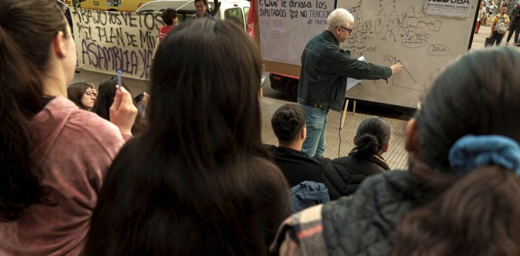 Jubilados docentes y universitarios: se definieron las subas de junio, julio y agosto