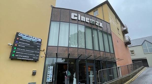Jubilados de CABA pueden ingresar gratis o con 50 % de descuento a cines, teatros y museos