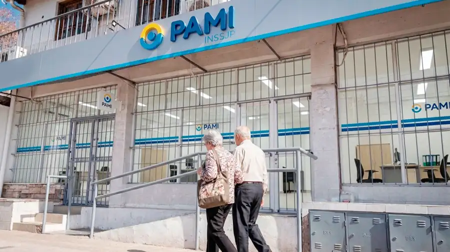 PAMI: cómo solicitar la ambulancia según el tipo de atención requerida en la CABA y el Gran Buenos Aires