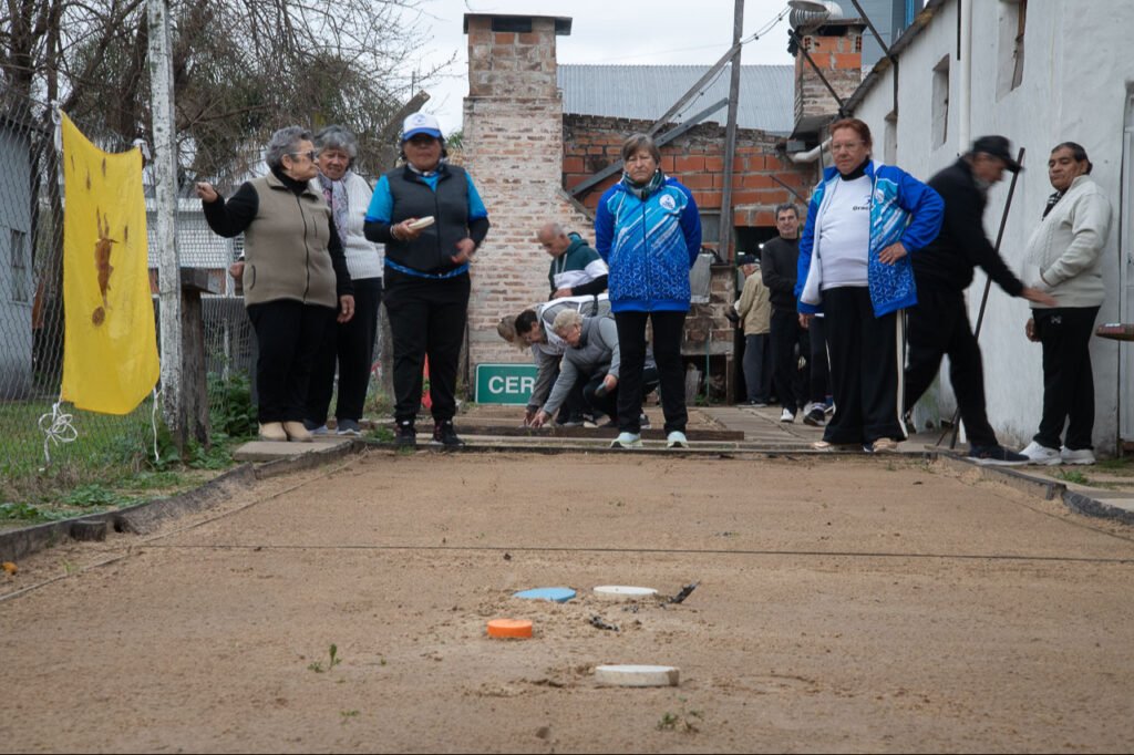 Más de 150 adultos mayores en jornada de tejo preparatoria de los Juegos Deportivos de Paraná