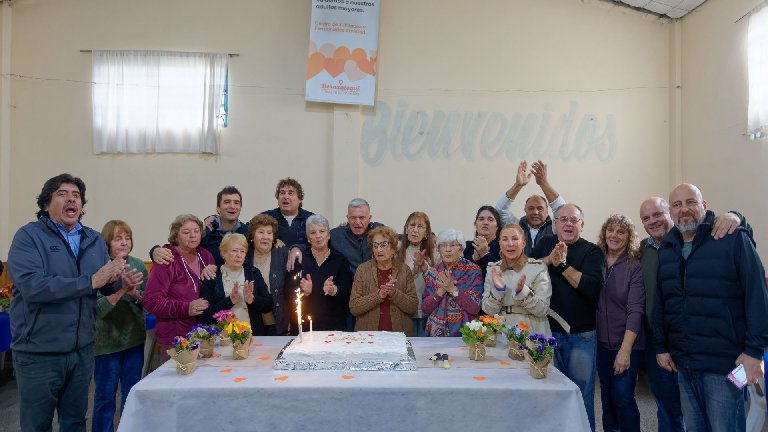 El Centro de Jubilados Amistad de Berazategui celebró su 48° aniversario