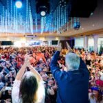 El gobernador de Córdoba anunció un programa de fortalecimiento para centros de jubilados